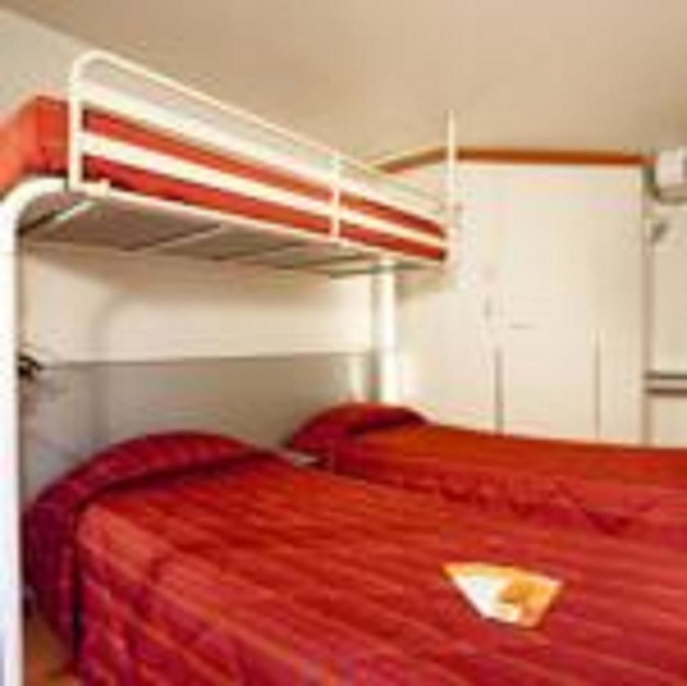 Premiere Classe Évreux Zewnętrze zdjęcie A bunk bed