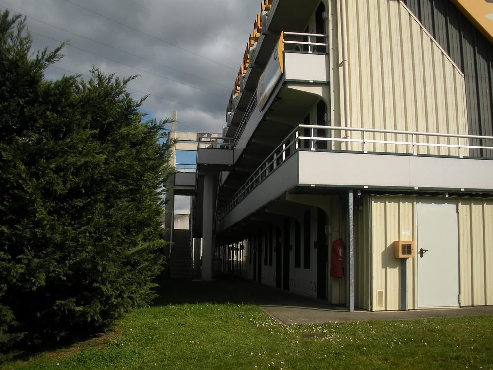 Premiere Classe Évreux Zewnętrze zdjęcie The "Maison du Savoir"